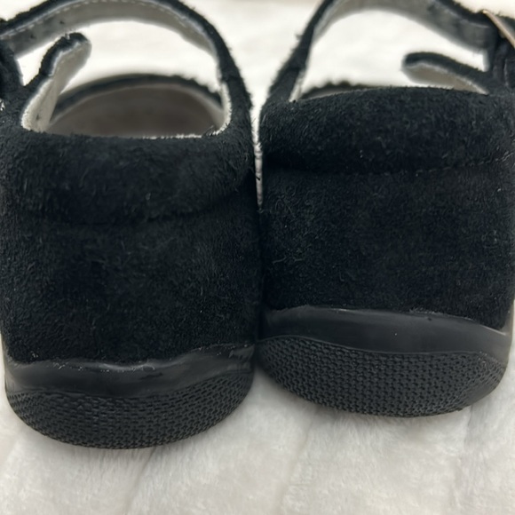 Geppetto’s black Mary Jane size 22 toddler - Picture 5 of 8